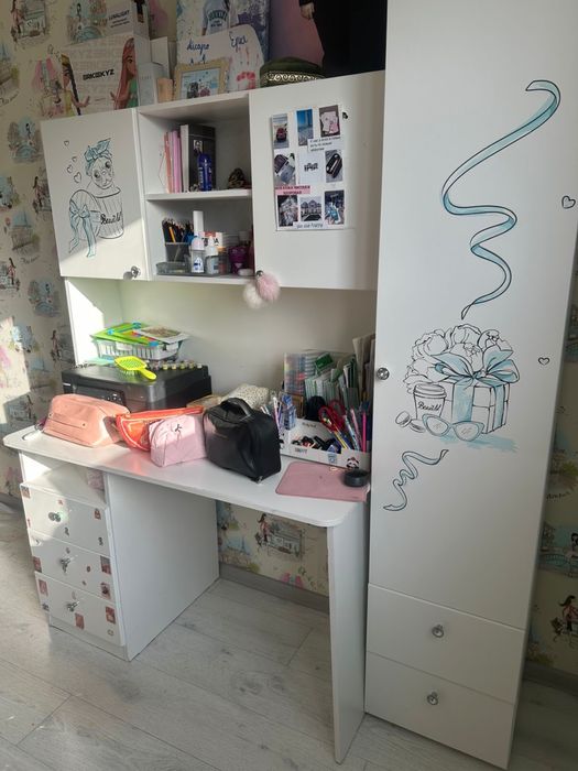 Продам детский гарнитур и прихожая