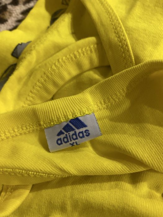 Продам джинсы и майку