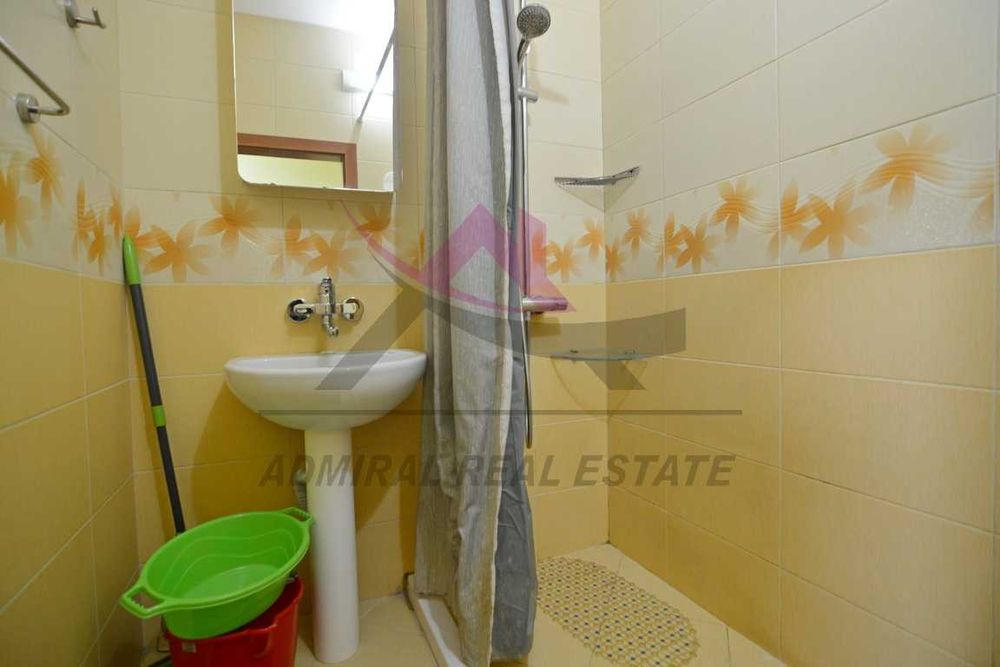 Дава се под наем Тристаен апартамент в Варна, Червен площад - 72 кв.м за 538.56 € - Снимка #7