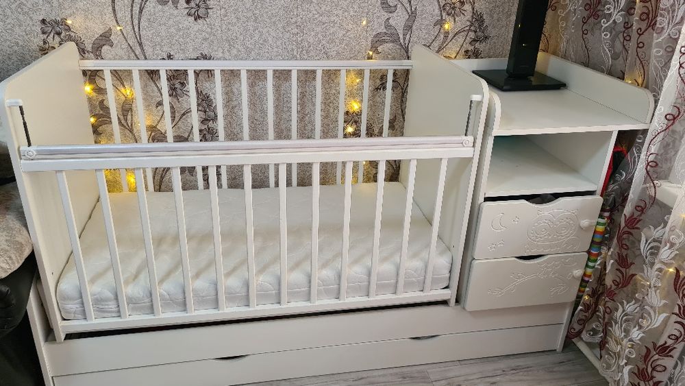 Детская кроватка-трансформер + матрас