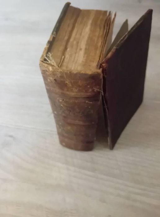 Carte religioasă în slavonă