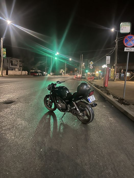 Vand/schimb cu masina ,Kawasaki er5 limitat a2