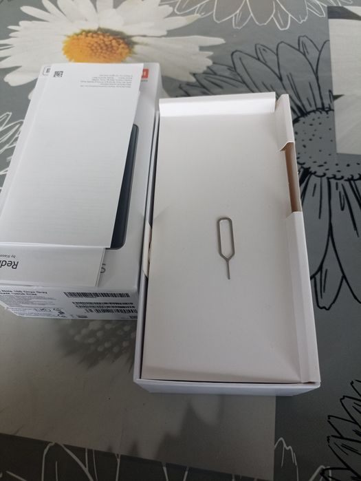 Продавам redmi note 10S