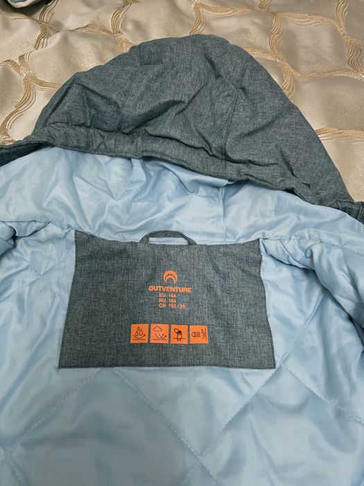 Женская куртка 42 размера