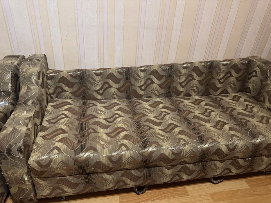 Комплект мебели для зала срочно