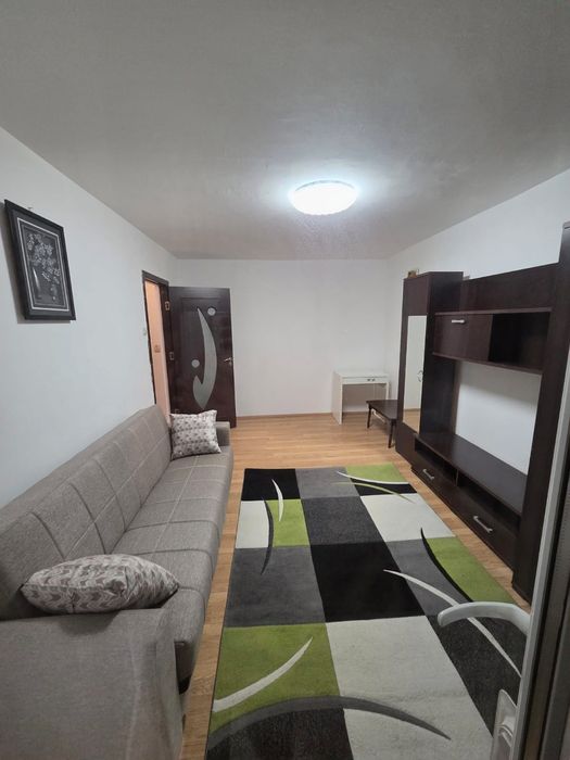 Apartament de închiriat