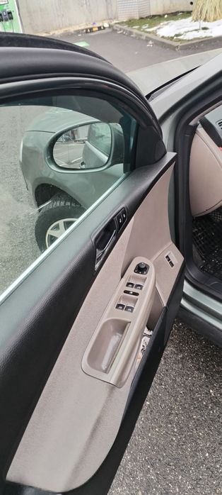 Vând vw Passat 1.6 FSI