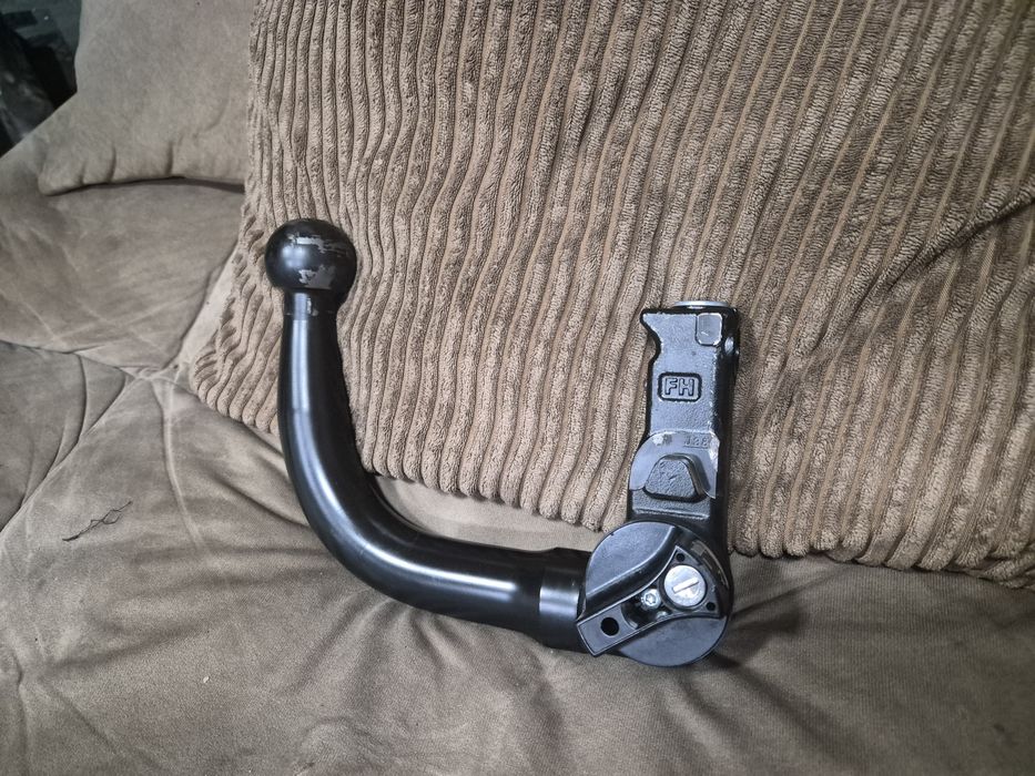 Продавам теглич за Мерцедес