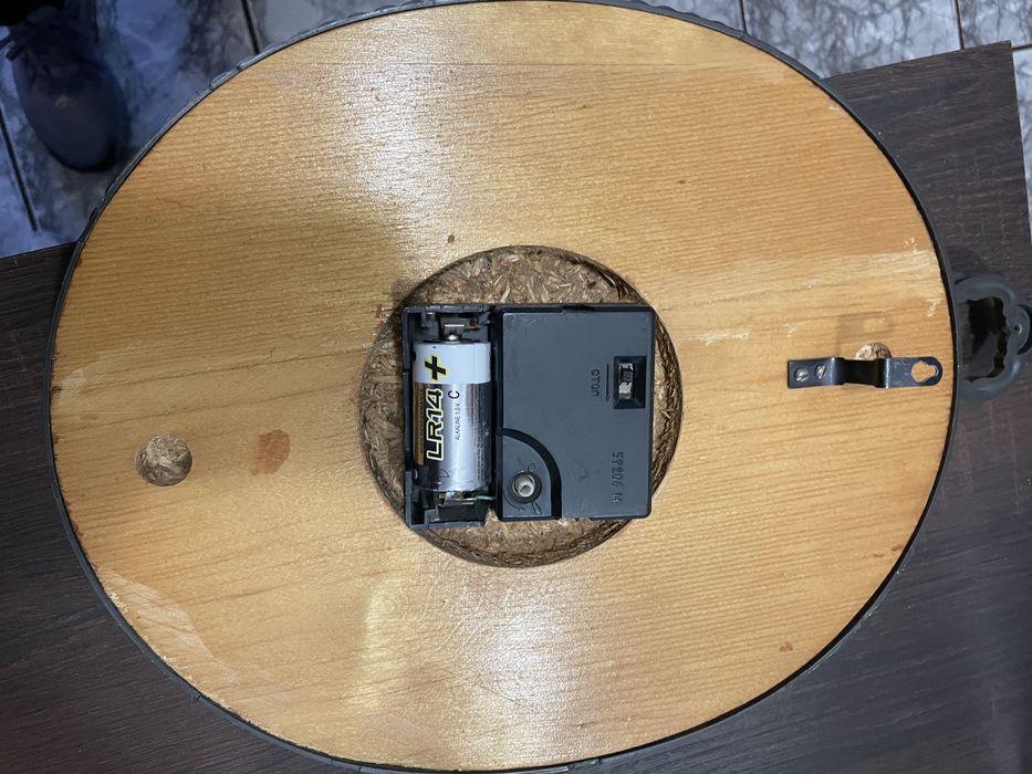 Ceas  de perete sovietic Quartz