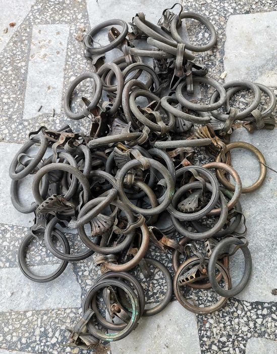 Лот 5 бр. масивни месингови корнизи от Царска България