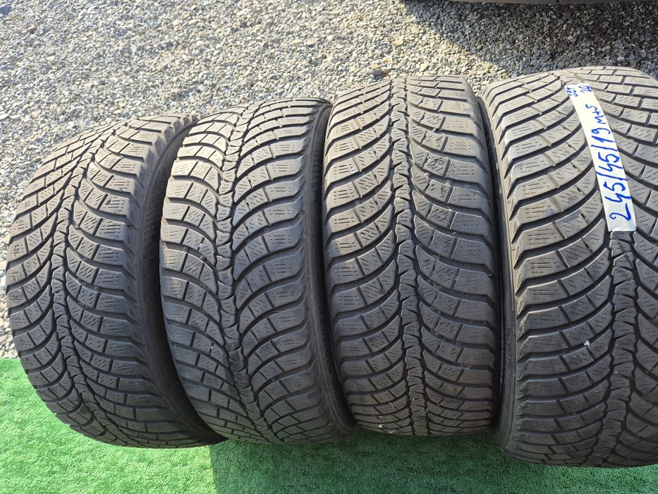Vând cauciucuri 245/45/19 M+S set complet imp Germania