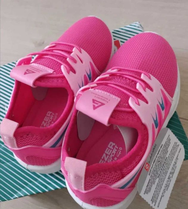 Adidași fetite Nr 26, 27