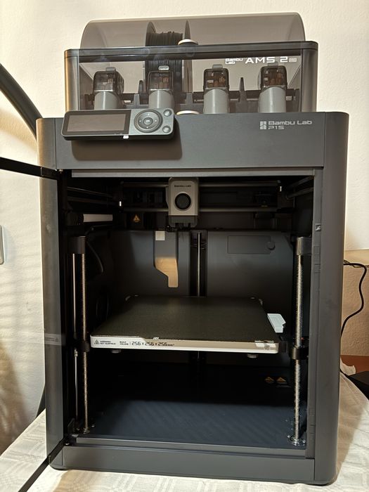 Servicii Modelare 3D și Printare Profesională