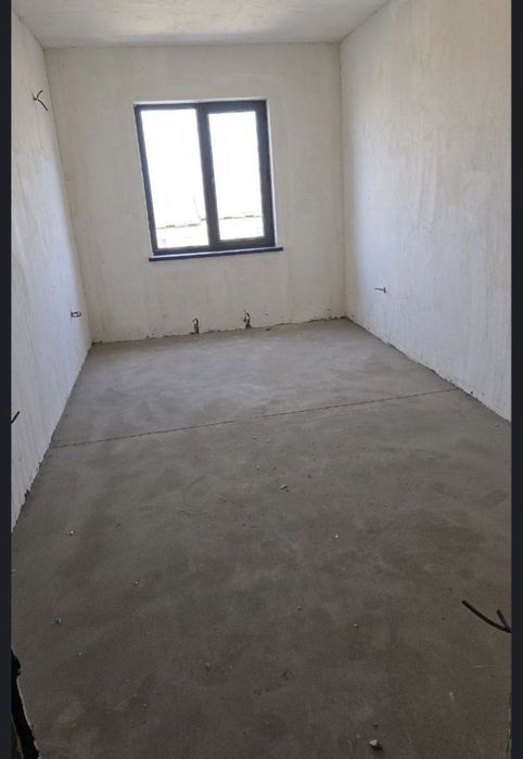 Срочно продается квартира Урикзор Резиденц