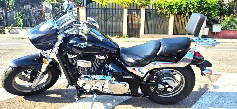 Suzuki Intruder 805