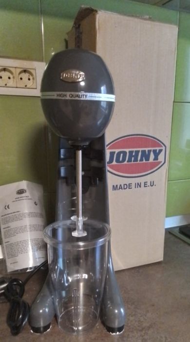 Mixer bauturi/ frappe .