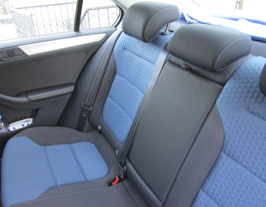 Volkswagen JETTA TSI Turbo SE (Silver)