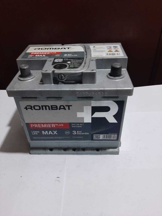 Baterie acida cu plumb pentru pornire