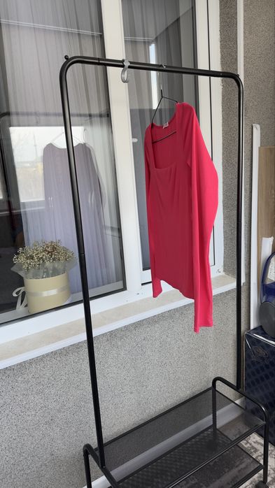 Продам вешалку ширина 60 см