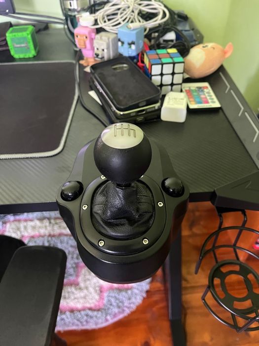 Schimbator Logitech