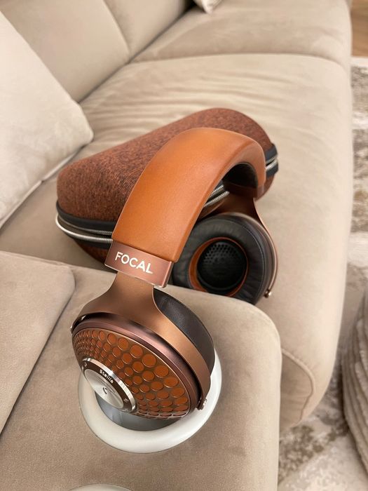 Căști hi-fi FOCAL Stellia ca noi !