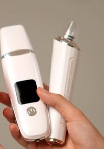 Yuzni chuqut tozalovchi va qora nuqtalarni kamaytirishga yordam beradi