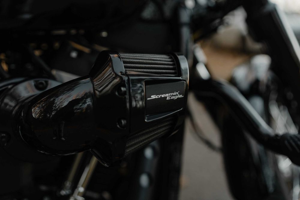 Harley-Davidson Street Bob 2020 – 9.000 kilometri – stare impecabilă