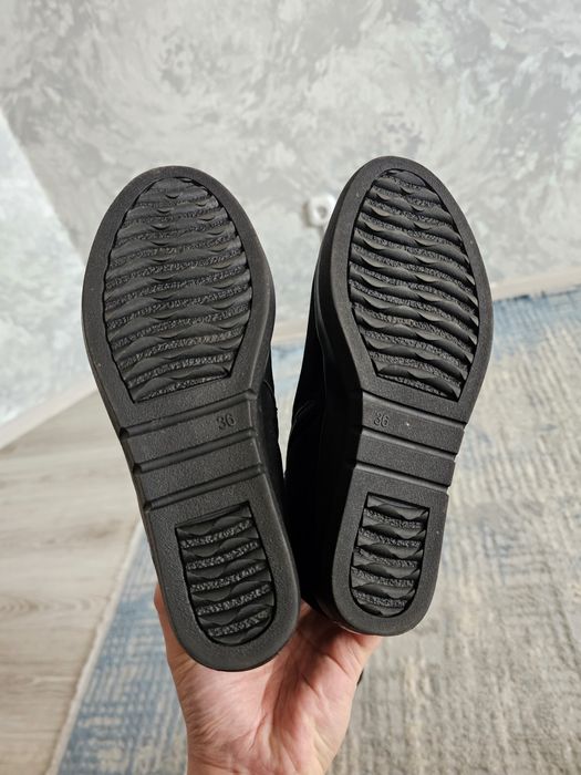 Абсолютно новые сапоги Kiara Benetti