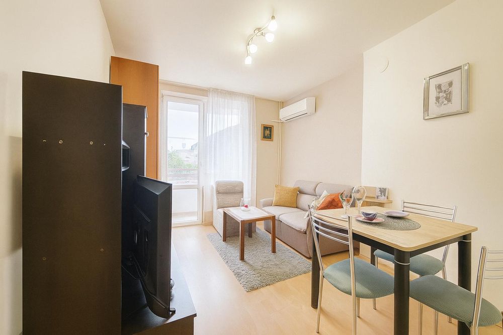 Продава се Двустаен апартамент в Пловдив, Мараша - 62 кв.м за 2223 €/кв.м - Снимка #2