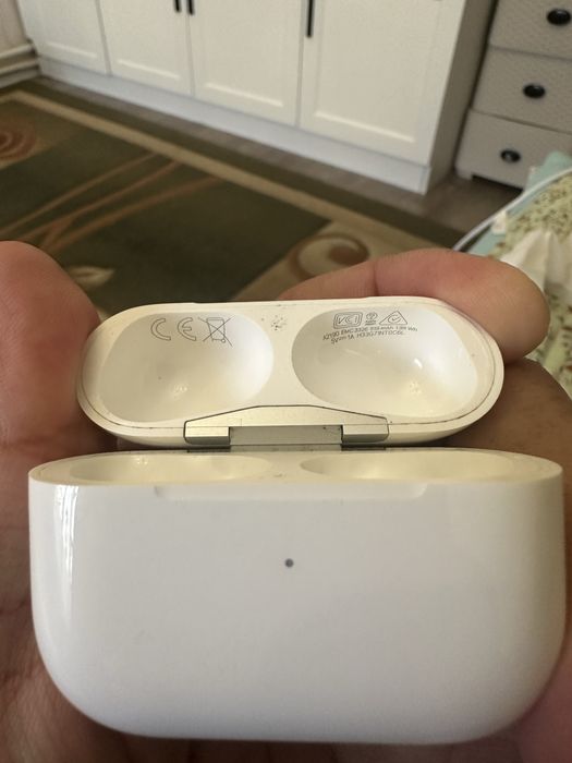 AirPods Pro 4 поколение