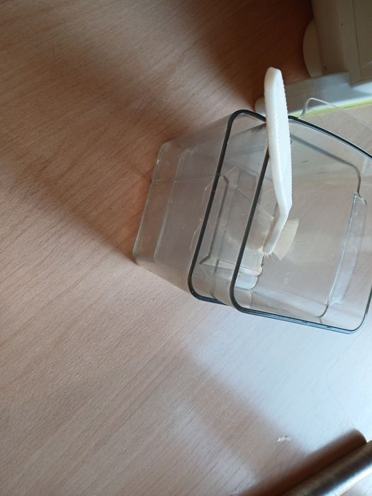 Соковыжималка Kitfort 1110-1