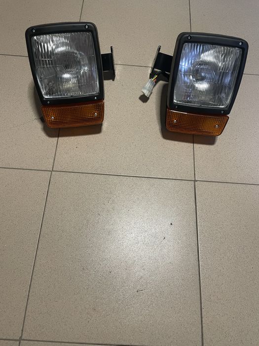 Faruri tractor pentru mai multe modele
