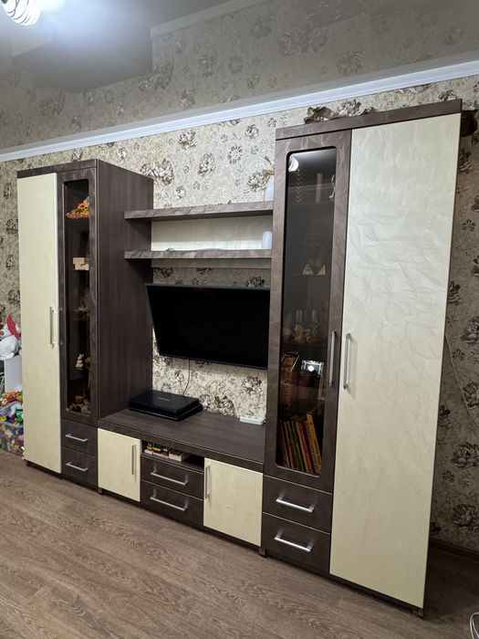 Продам стенку в зал!