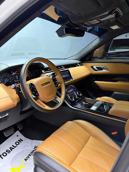 В продаже Land Rover Range Rover VELAR P340