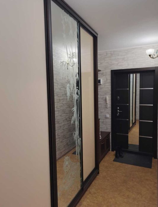 Сдам 2х ком квартиру