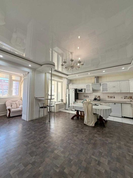 3 ка 154 кв метра за 51500млн