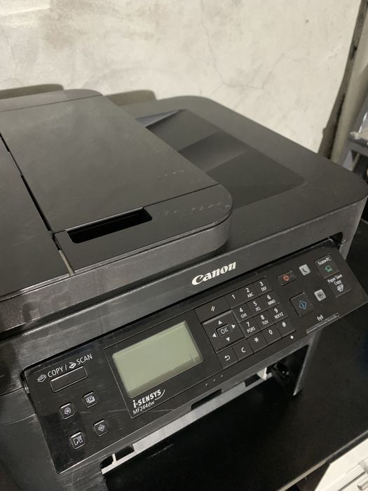 Canon MF244dw принтер