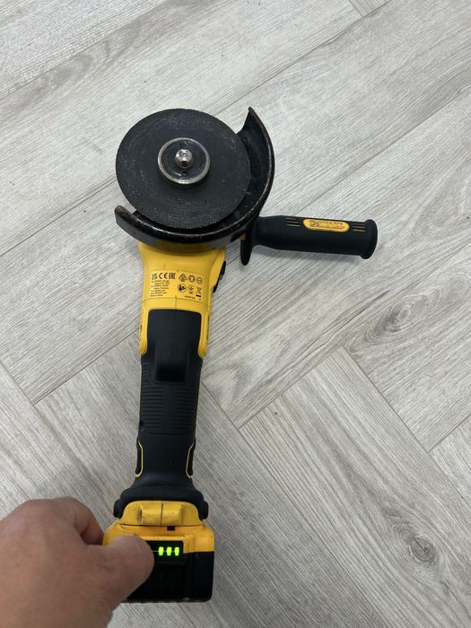 Dewalt DCG 405 flex 18V