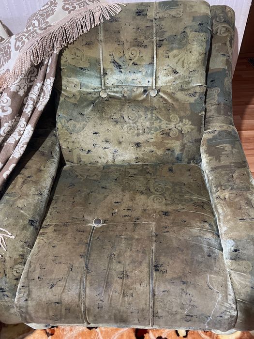 Диван с креслами