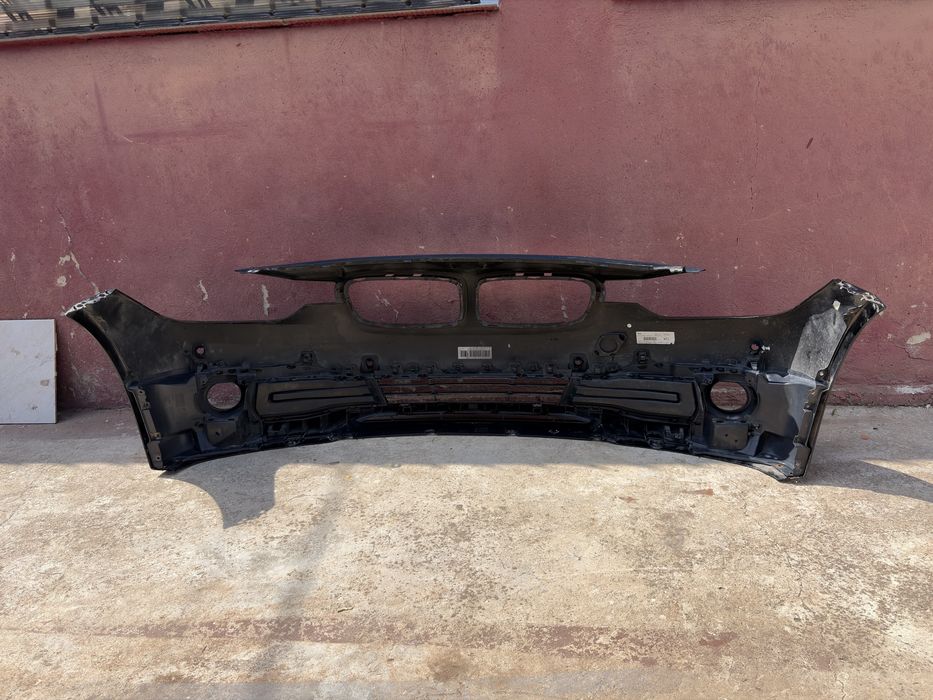 Bara fata BMW F30 LCI facelift