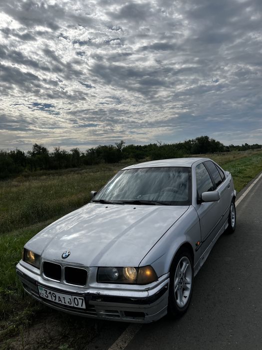 Продам Bmw e36 1.8
