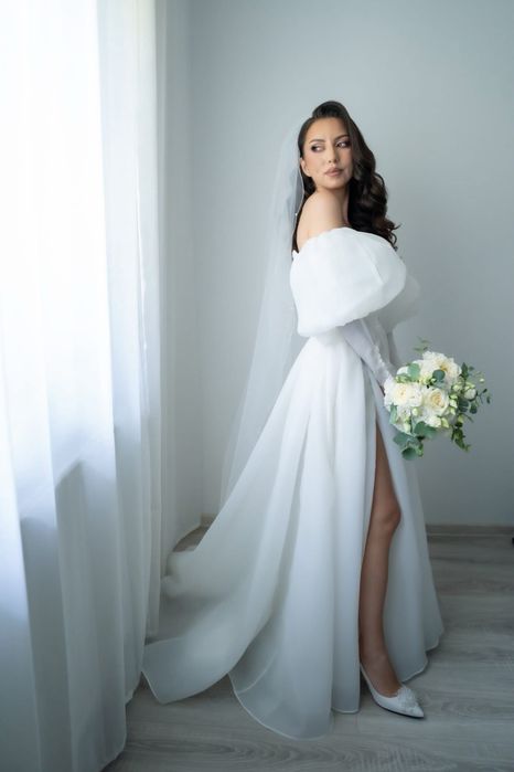 Vand rochie de mireasa