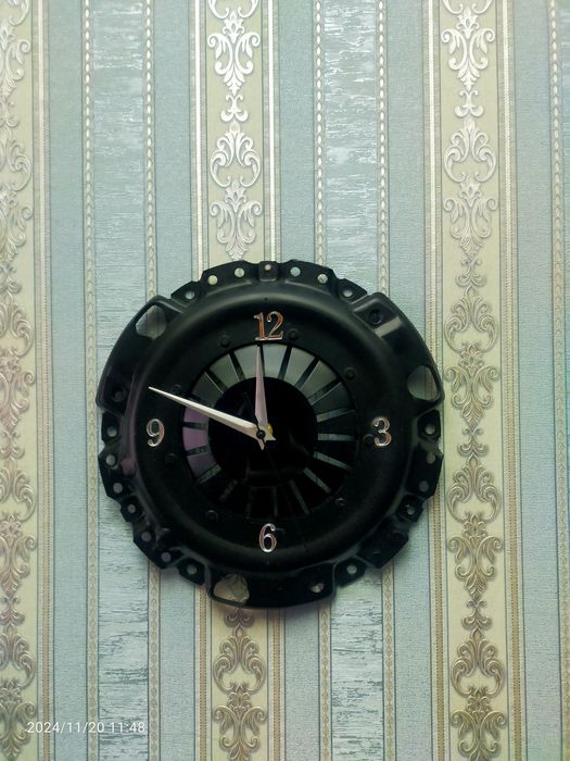 Часы  сувенирные