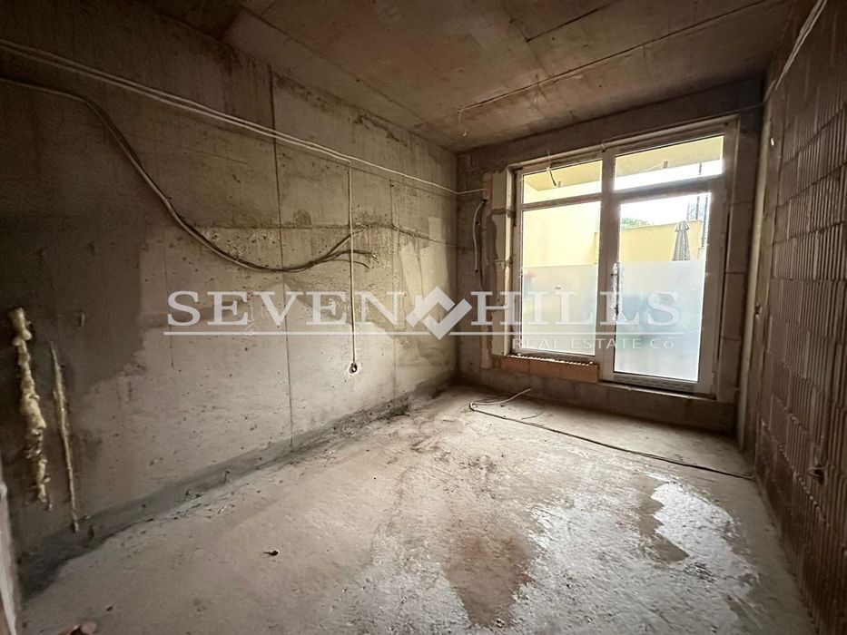 Продава се Офис в Пловдив, Младежки Хълм - 67 кв.м за 2206 €/кв.м - Снимка #2