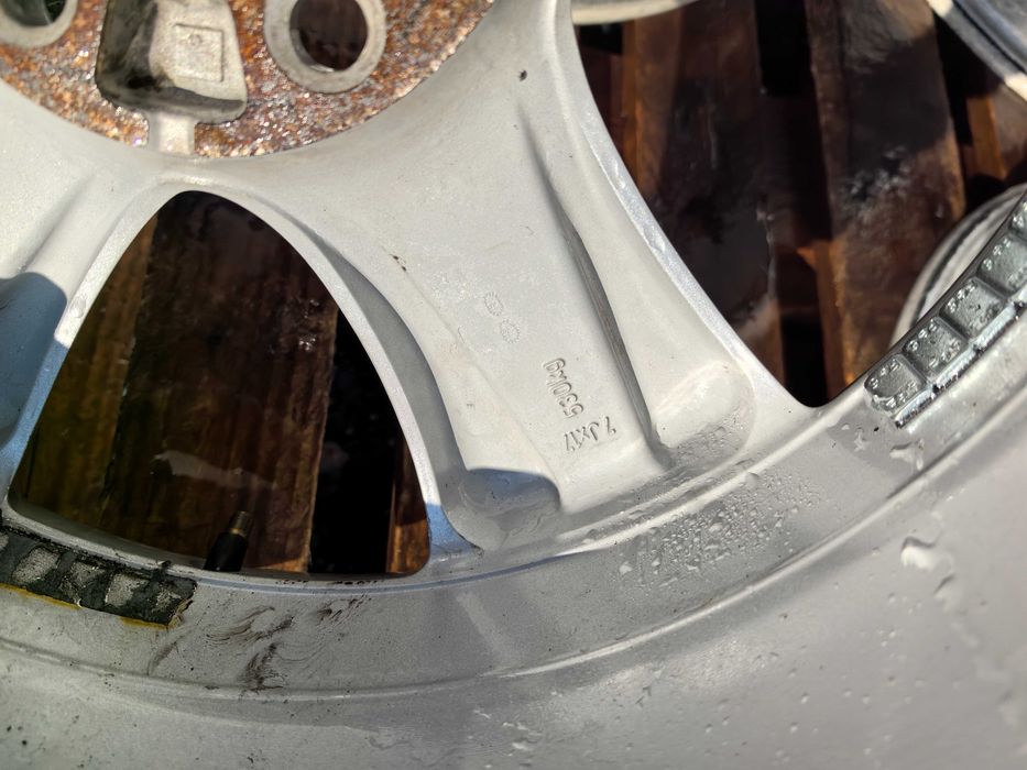 17 цола 5 х 105 мм Опел / Шевролет - 7 Инча / ЕТ 42 - Като нови !