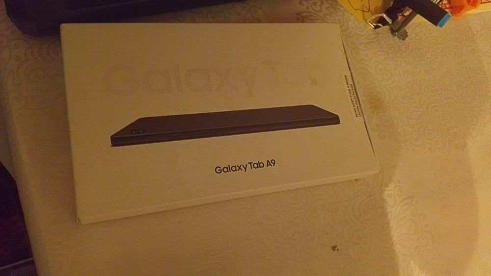 Продам планшет  Samsung galaxy tab a 9