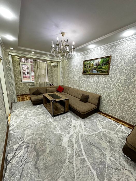 Ц квартал. Аренда 2 х комнатная срочно сдается