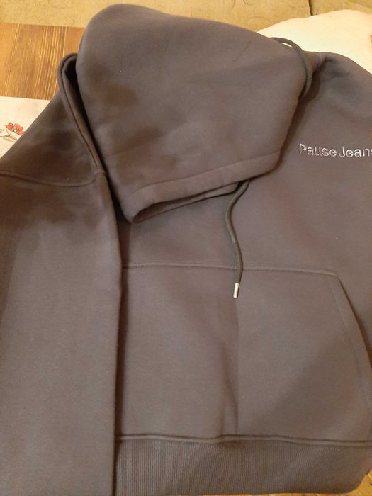 Мъжки суичър на паус