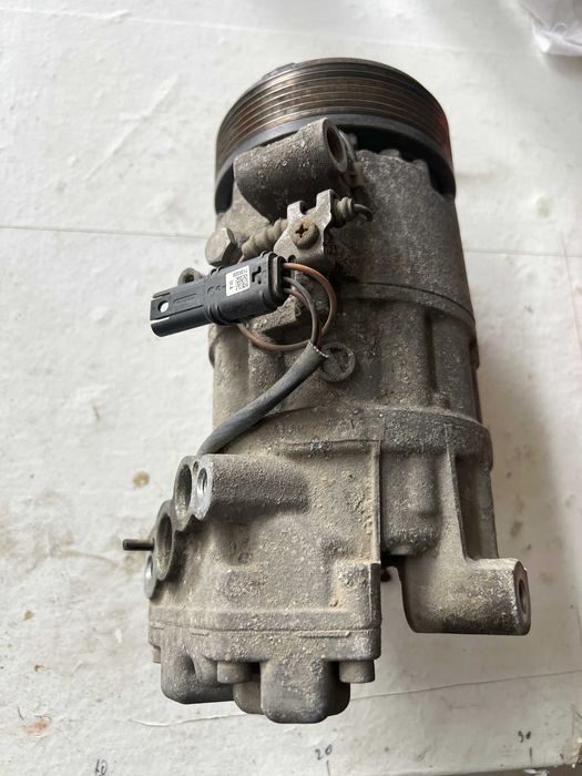 Compresor AC aer conditionat BMW Seria 1 E87 LCI 116i 90kW 122CP 2008 - Cod 9156820-02