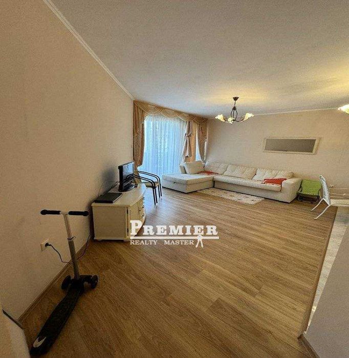 Продава се Тристаен апартамент в к.к. Слънчев бряг - 95 кв.м за 859 €/кв.м - Снимка #1